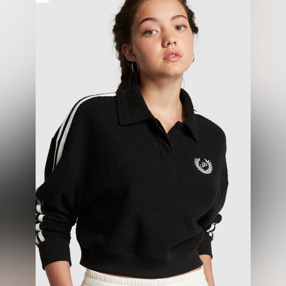🆑️3/$15 Victoria's Secret Pink Reversed Fleeces Cropped Polo Long Sleeve Top